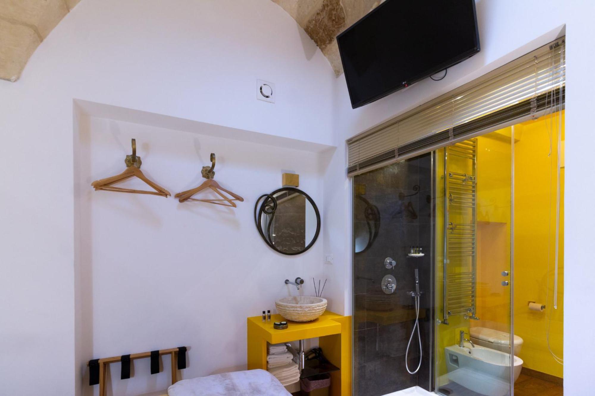 Le Nicchie Luxury Rooms Лечче Номер фото